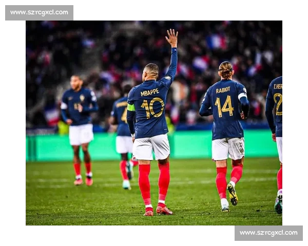 姆巴佩:与梅西并肩,是天赐的幸运